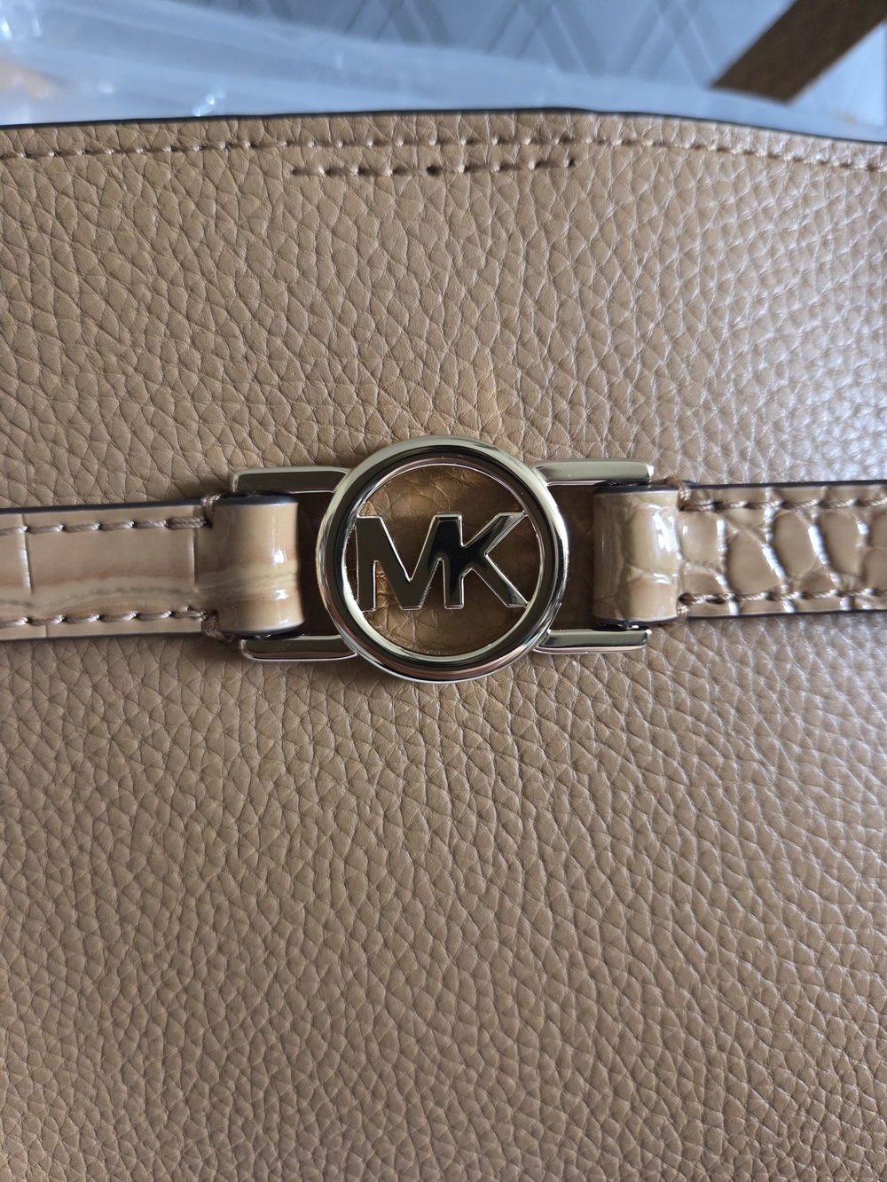 🏵🍦NEW $628 Michael Kors Reed Large Belted Tote Bag🏵 - Picture 7 of 8
